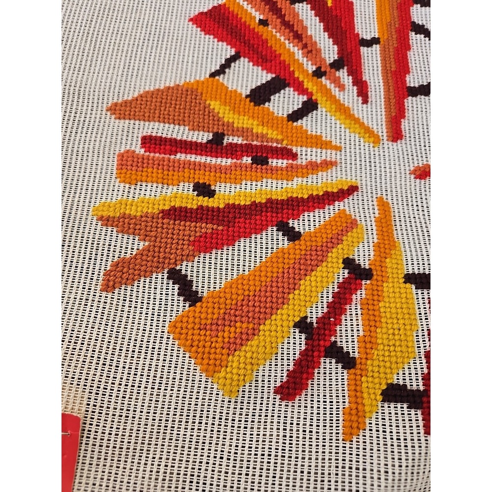 Vintage Dritz Luxury Needlepoint Canvas Preworked Geometric Windmill Folk Art - Picture 4 of 7